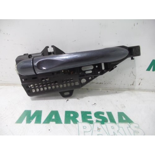 Renault - Clio - Front door handle 4-door, right