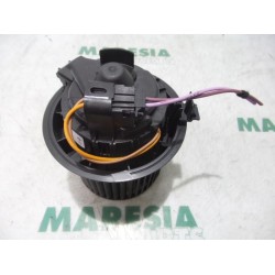 Renault - Clio - Heating and ventilation fan motor