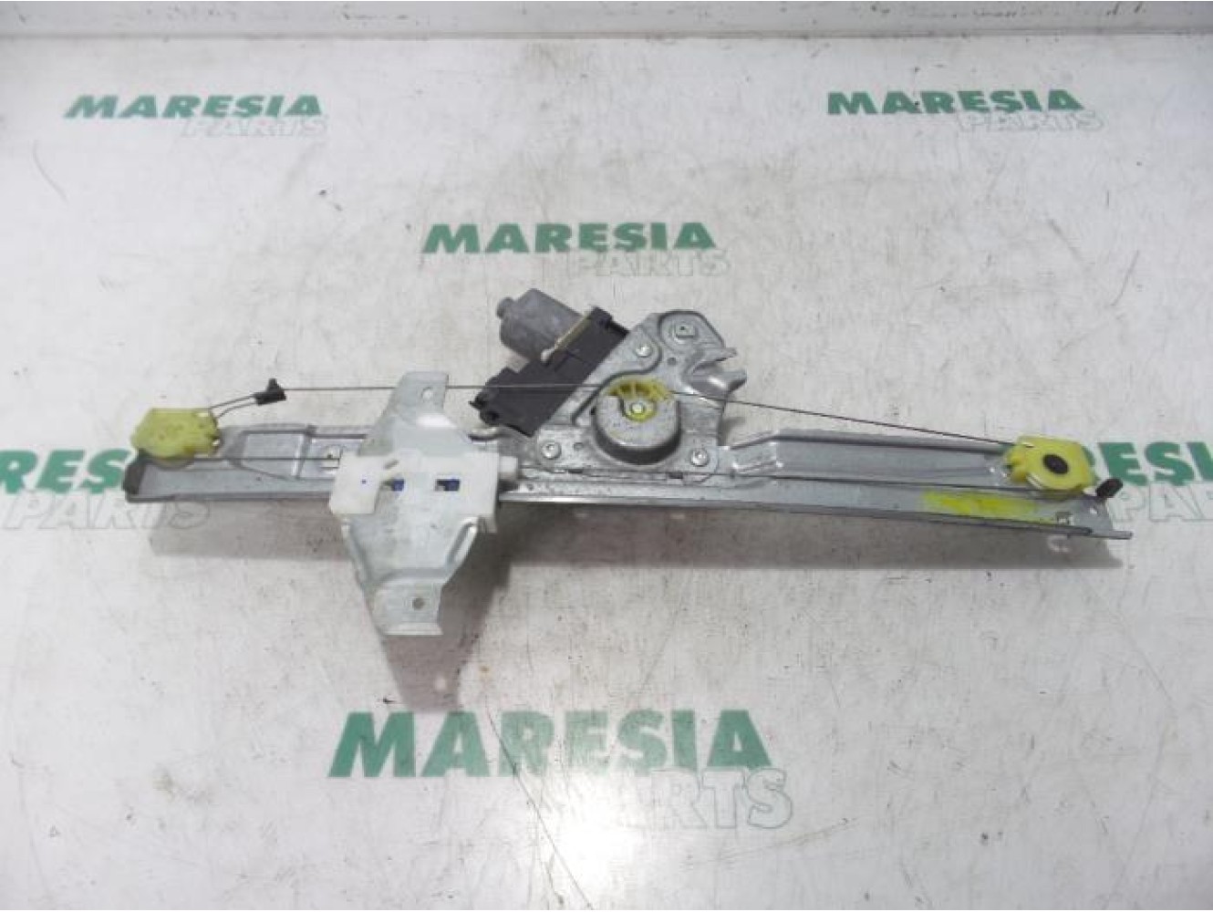 Peugeot - 308 - Fenstermechanik 4-türig links vorne