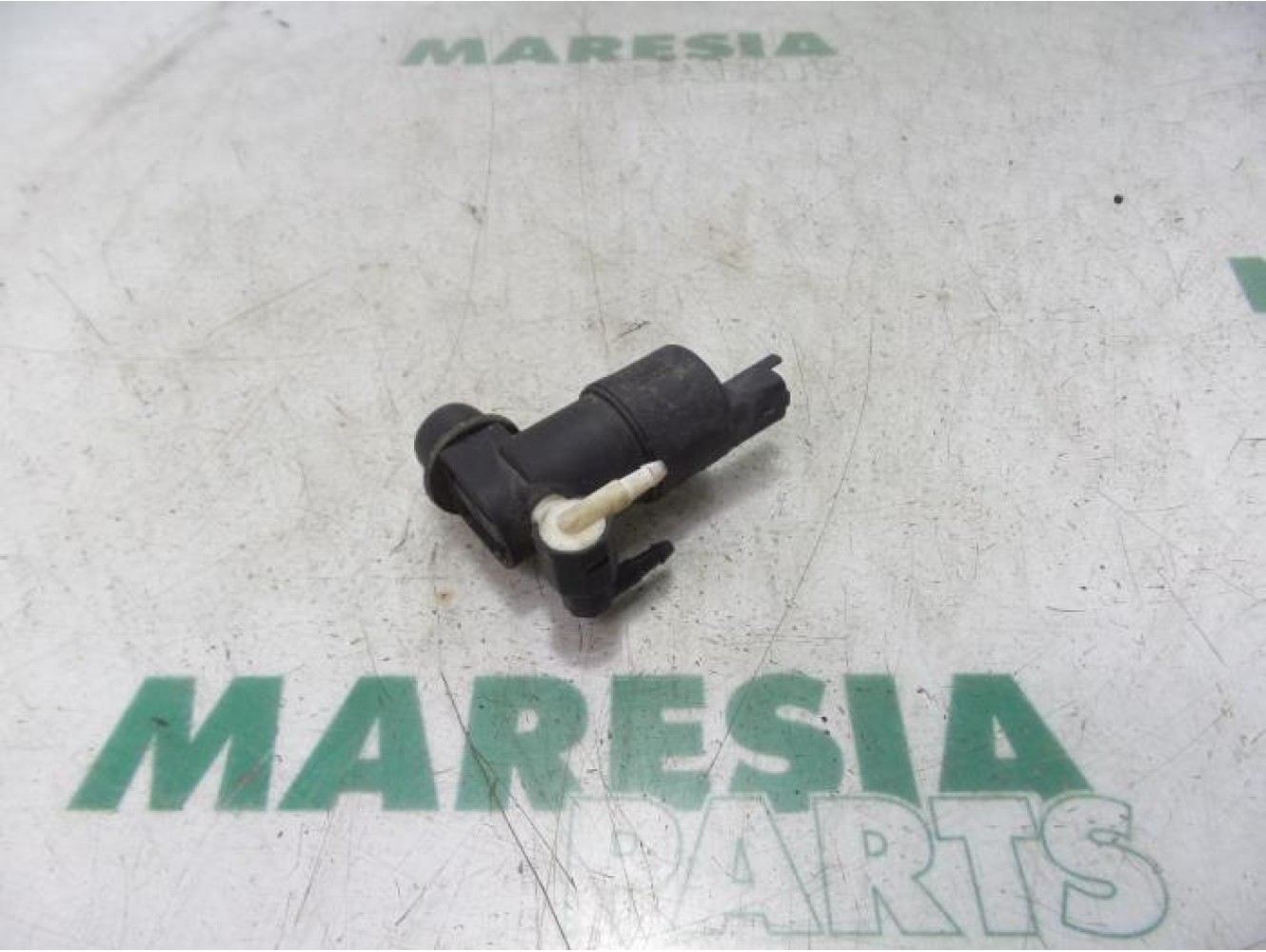 Citroen - C3 - Windscreen washer pump
