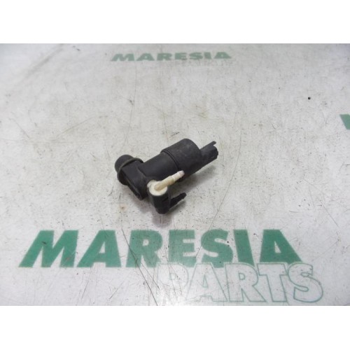 Citroen - C3 - Windscreen washer pump