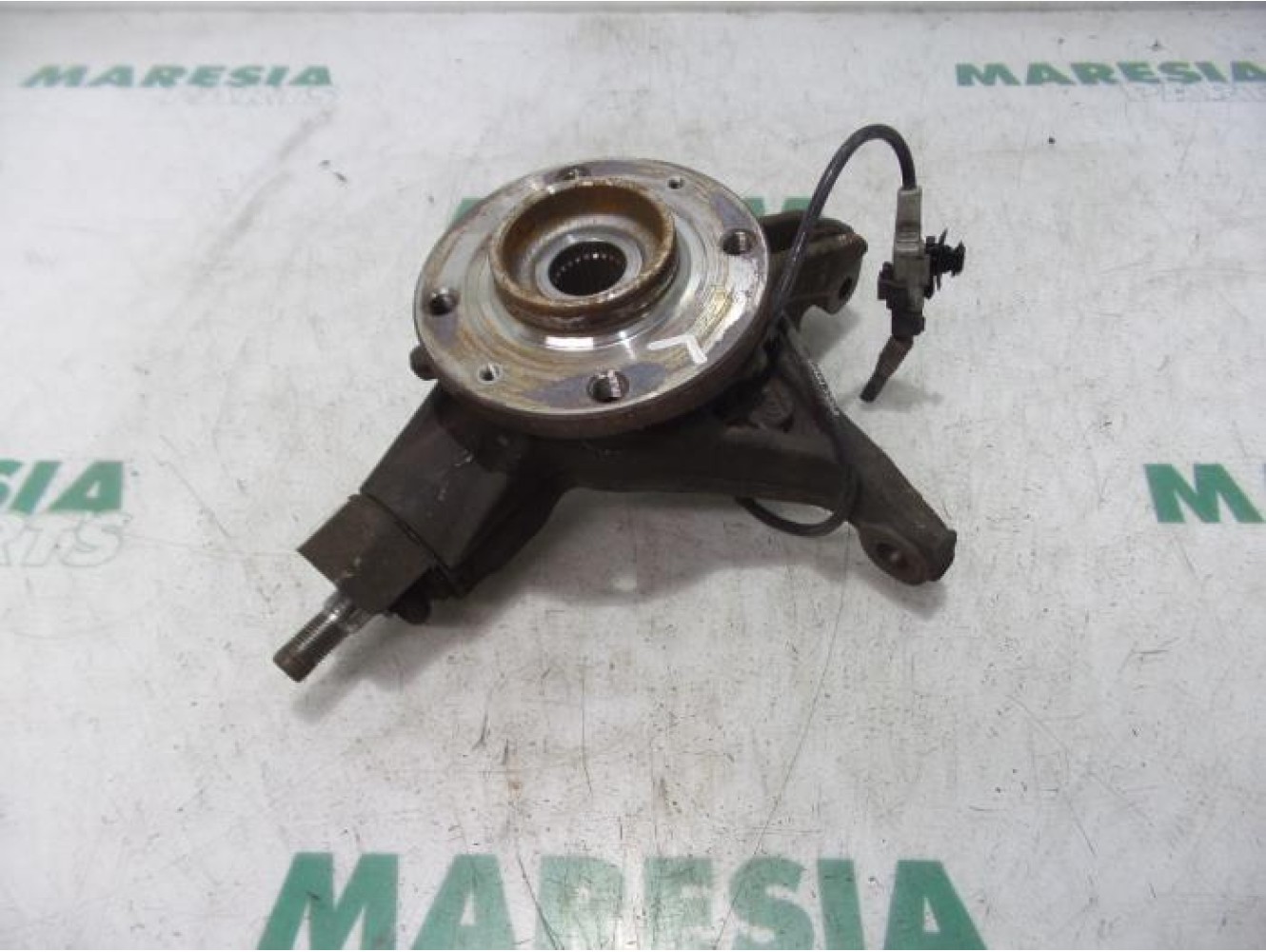 Peugeot - Partner - Knuckle, front left