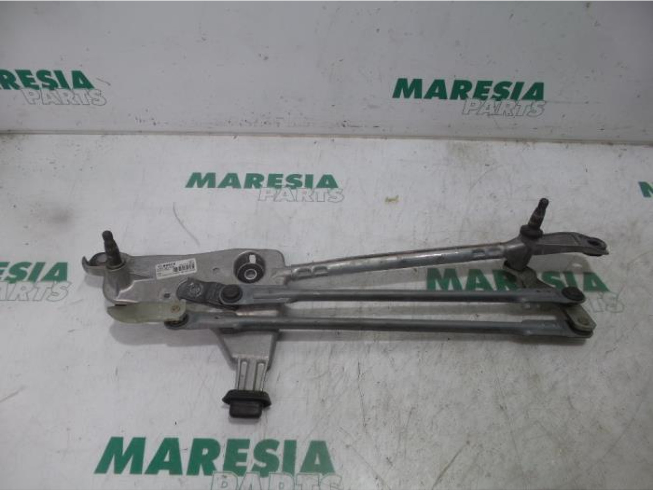 Peugeot - 308 - Wiper mechanism