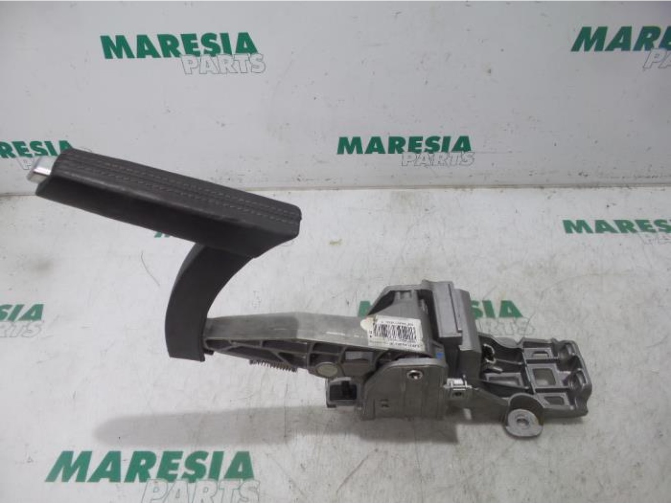 Peugeot - 308 - Parking brake lever