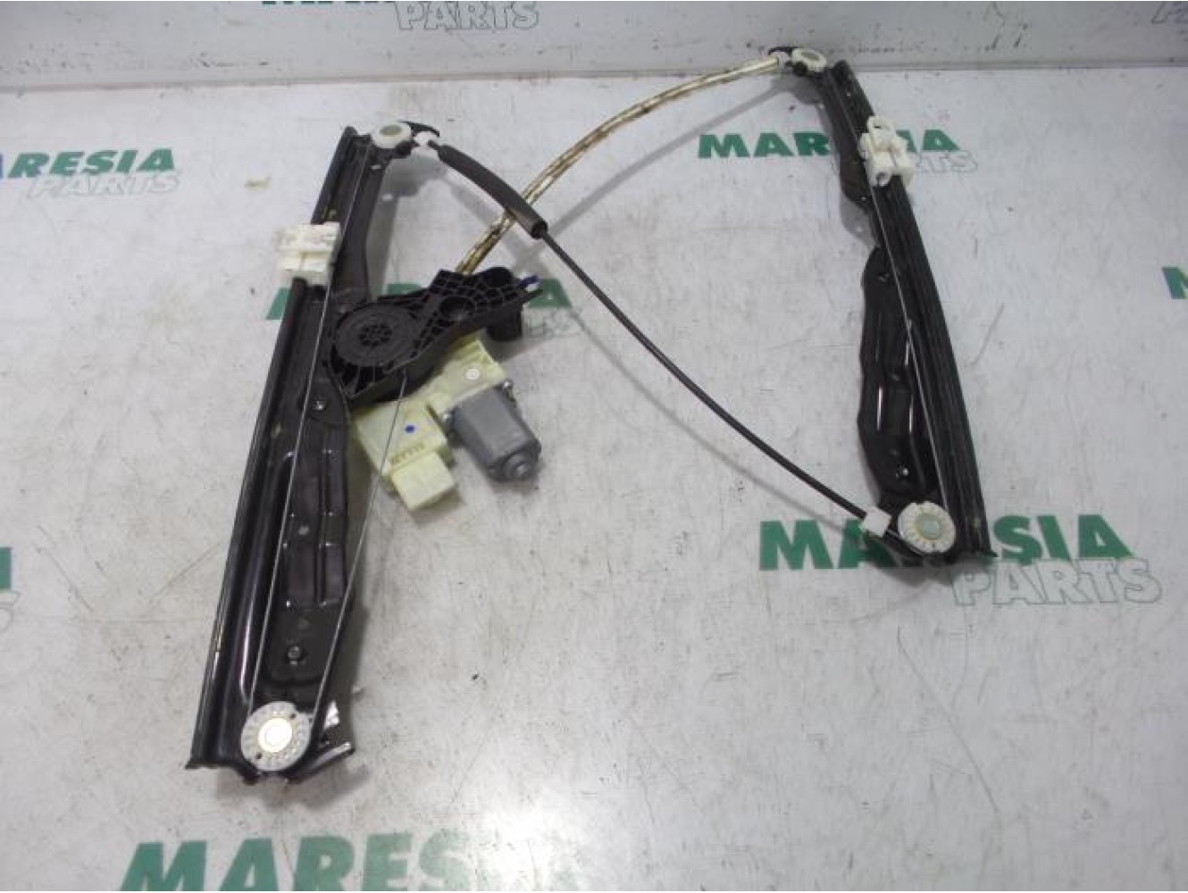 Peugeot - 308 - Window mechanism 4-door, front left