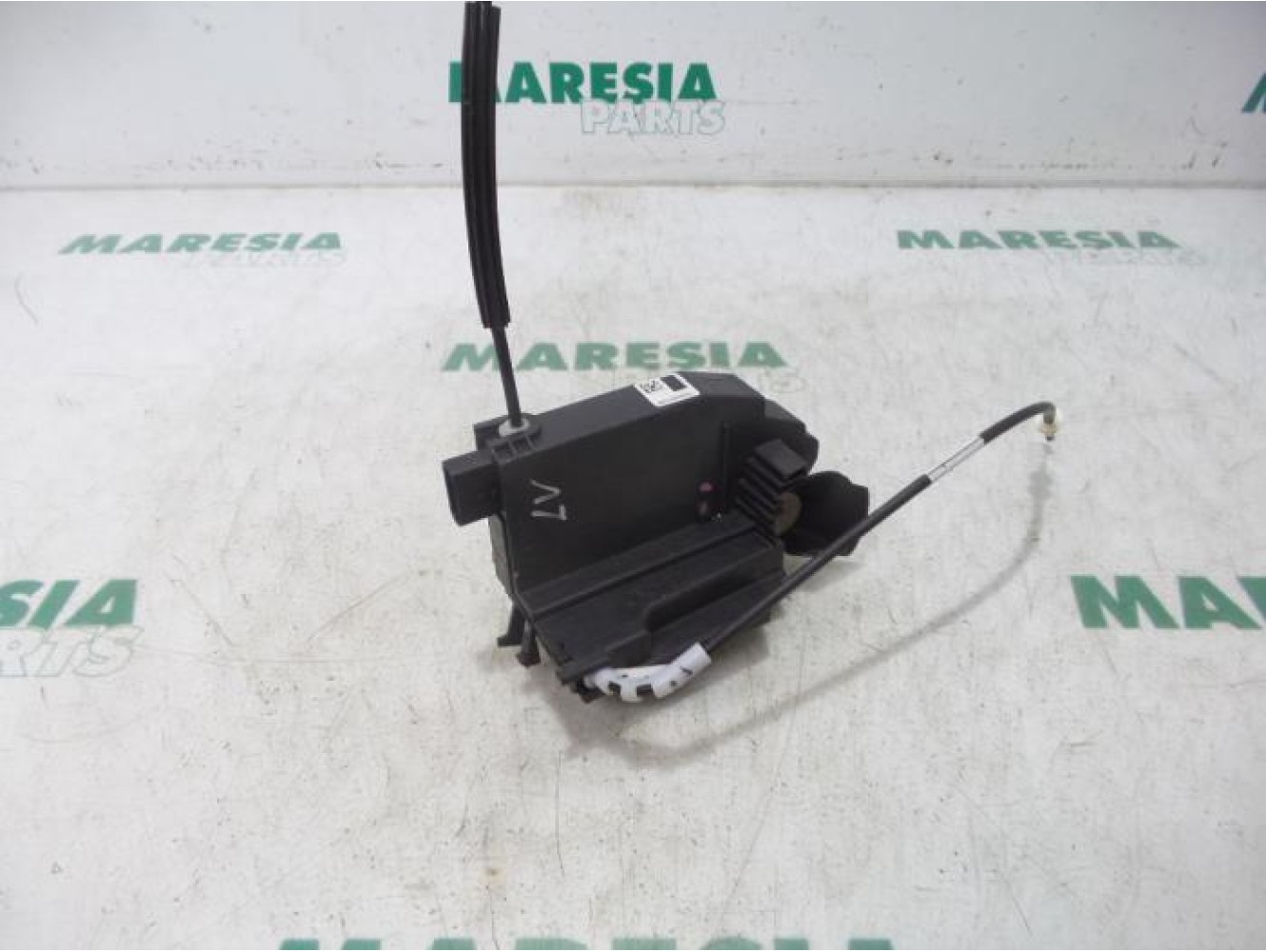 Peugeot - 308 - Door lock mechanism 4-door, front left