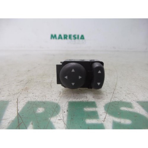 Fiat - 500 - Mirror switch