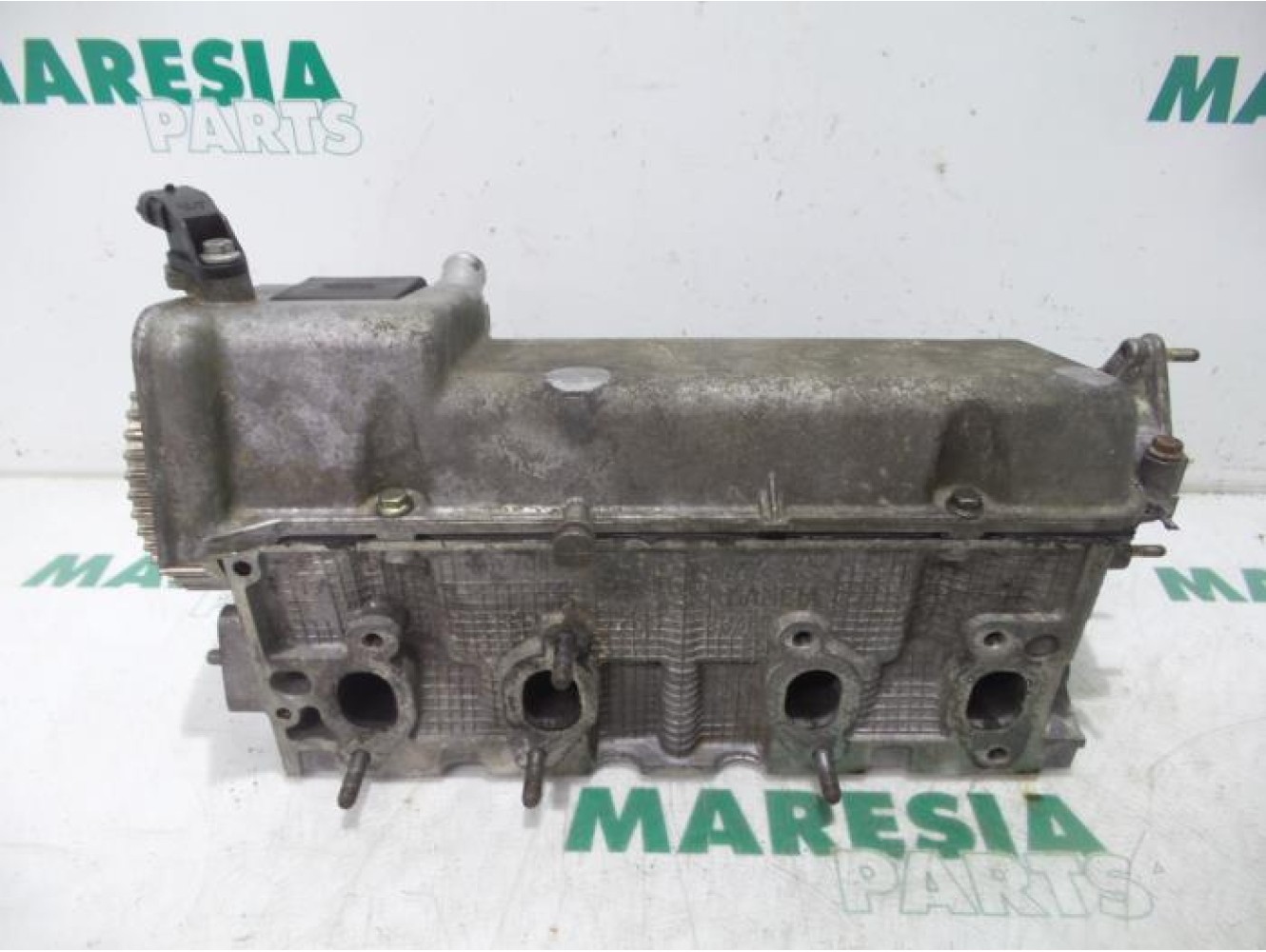 Fiat - Punto - Cylinder head