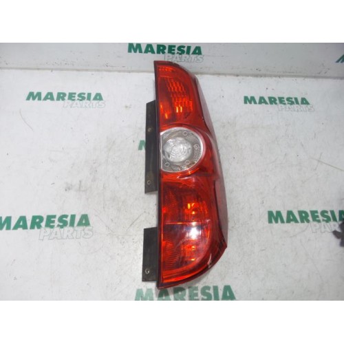 Fiat - Doblo - Taillight, right