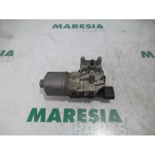 Fiat - Doblo - Front wiper motor