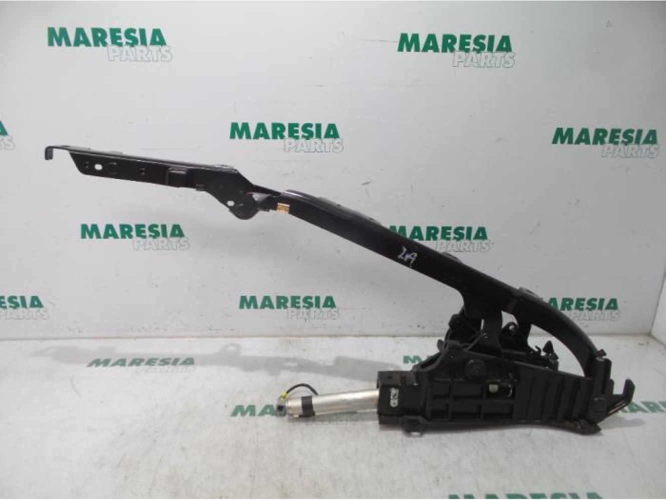 Renault - Megane - Convertible top hinge