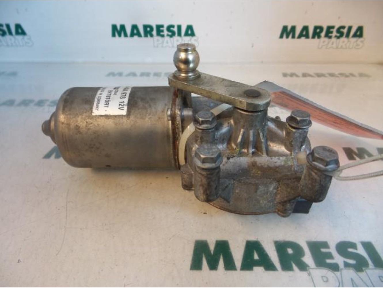 Fiat - Punto - Front wiper motor