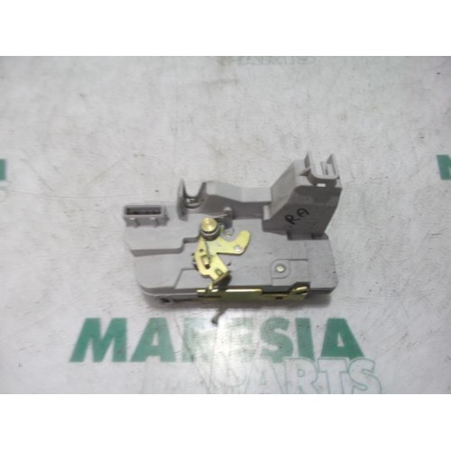 Peugeot - 307 - Rear door mechanism 4-door, right