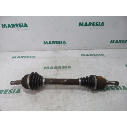 Peugeot - 307 - Aandrijfas links-voor