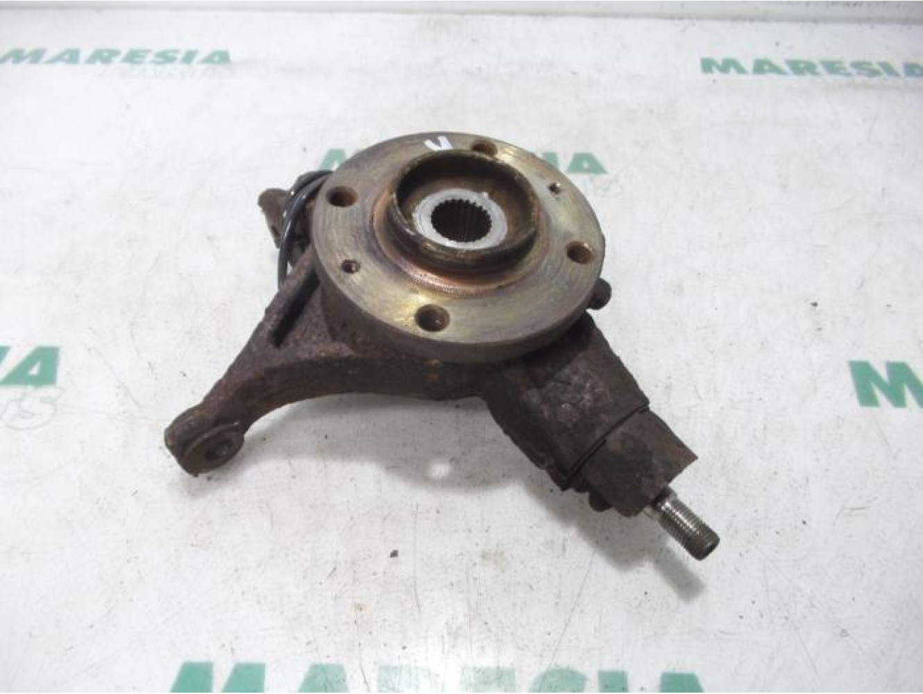 Peugeot - 307 - Knuckle, front right