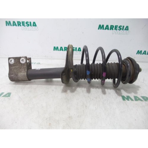 Peugeot - 307 - Front shock absorber rod, right