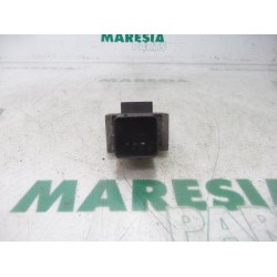 Renault - Megane - Glow plug relay