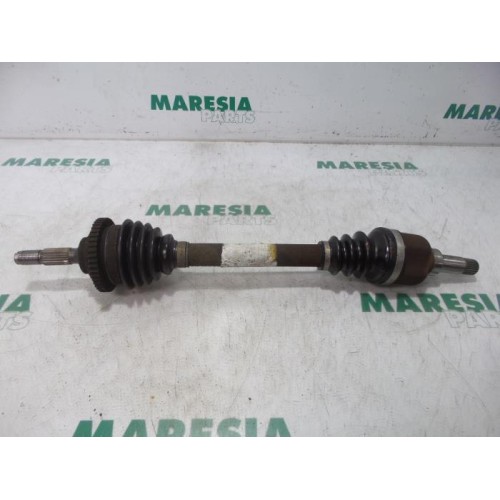 Peugeot - 206 - Front drive shaft, left