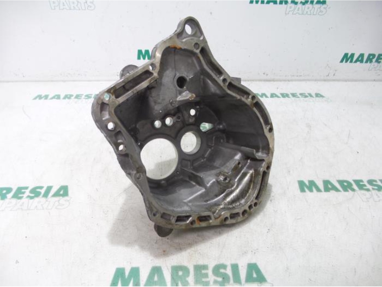 Citroen - C4 Picasso - Gearbox casing