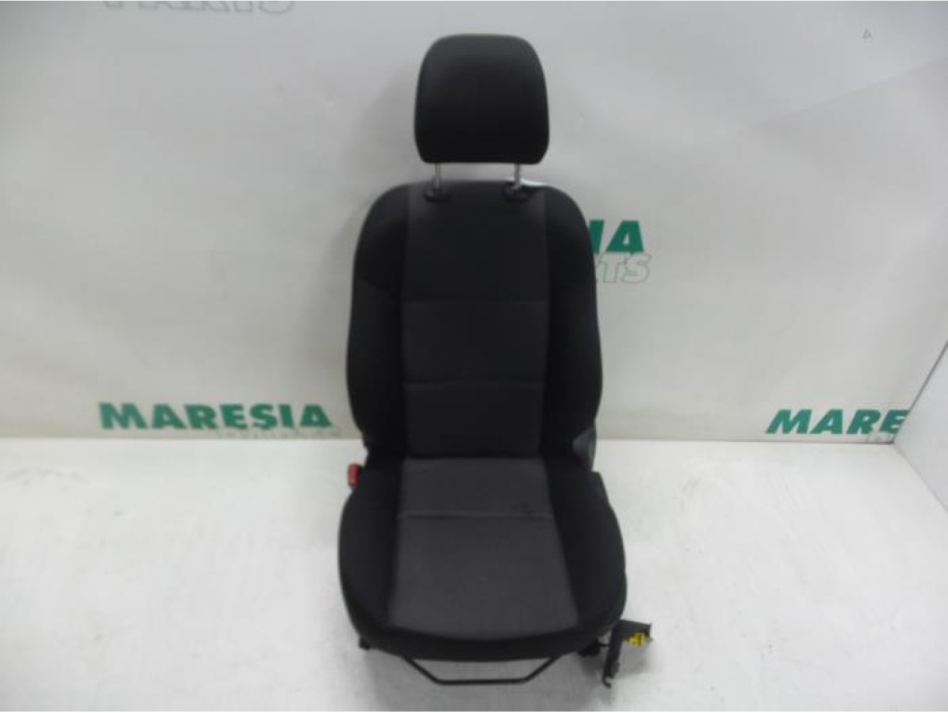 Peugeot - 207 - Stoel links