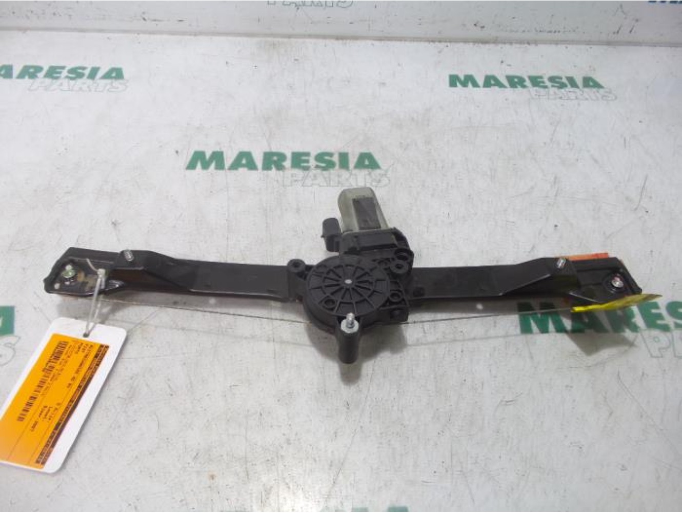 Fiat - Punto - Window mechanism 4-door, front right