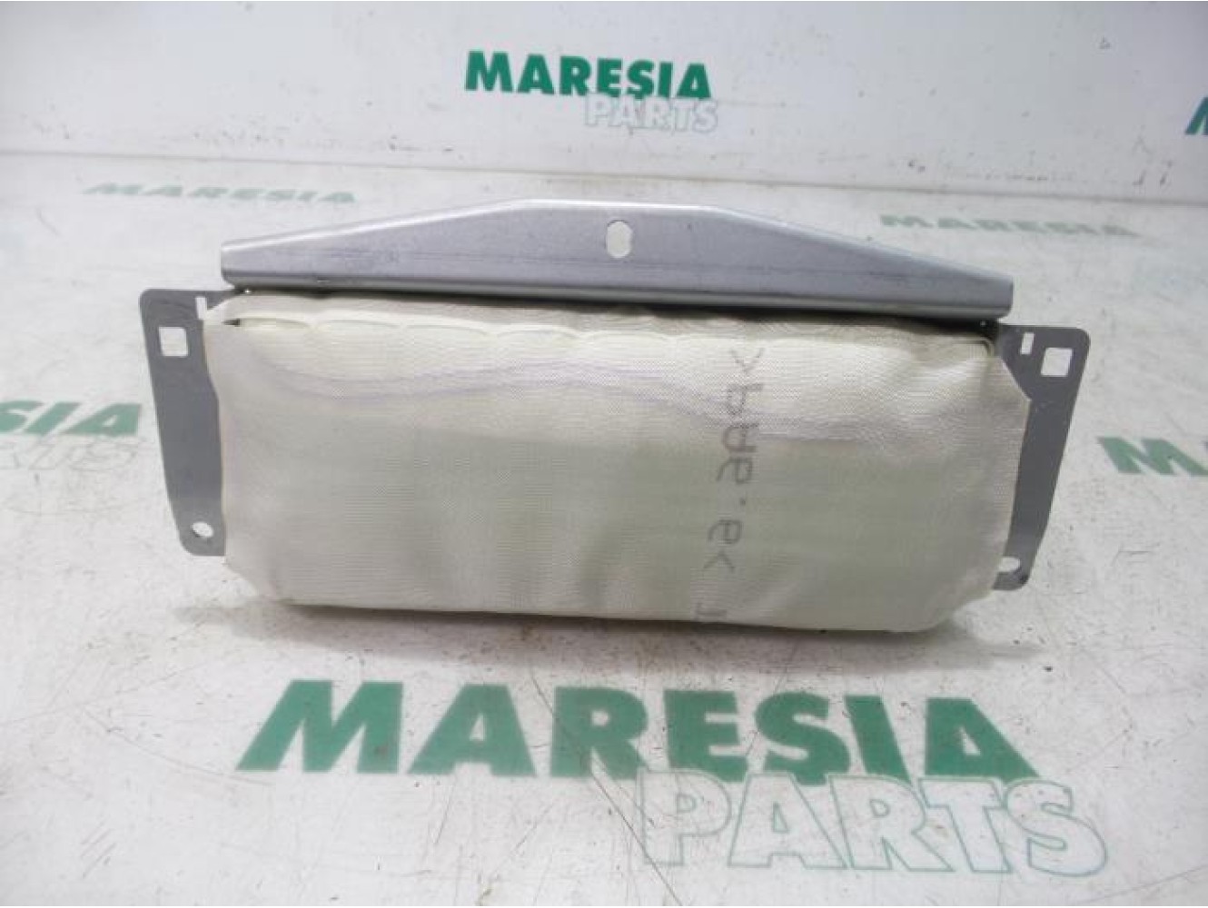 Citroen - C4 Picasso - Right airbag (dashboard)