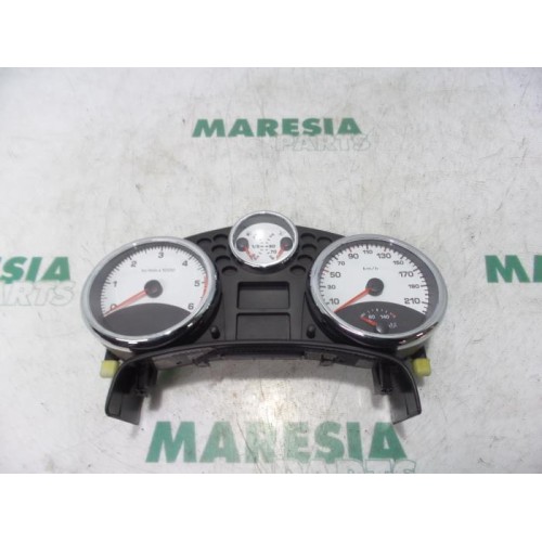 Peugeot - 207 - Instrumentenpaneel