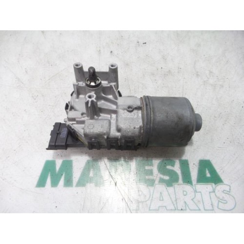 Peugeot - 207 - Front wiper motor