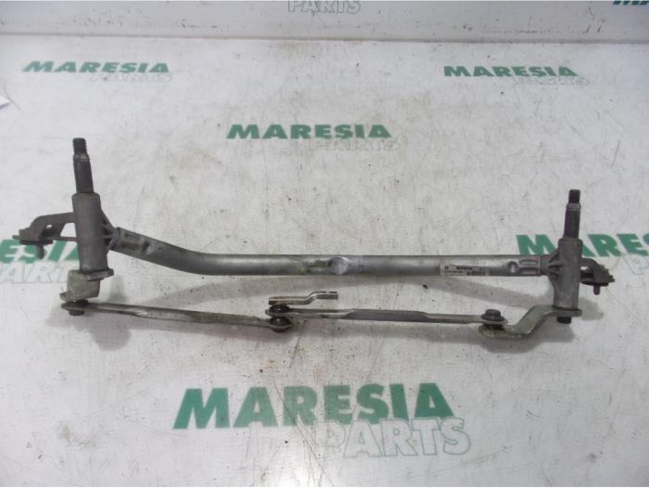 Peugeot - 207 - Wiper mechanism