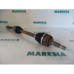Renault - Megane - Front drive shaft, right