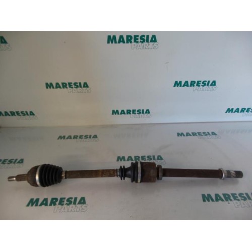 Renault - Megane - Front drive shaft, right