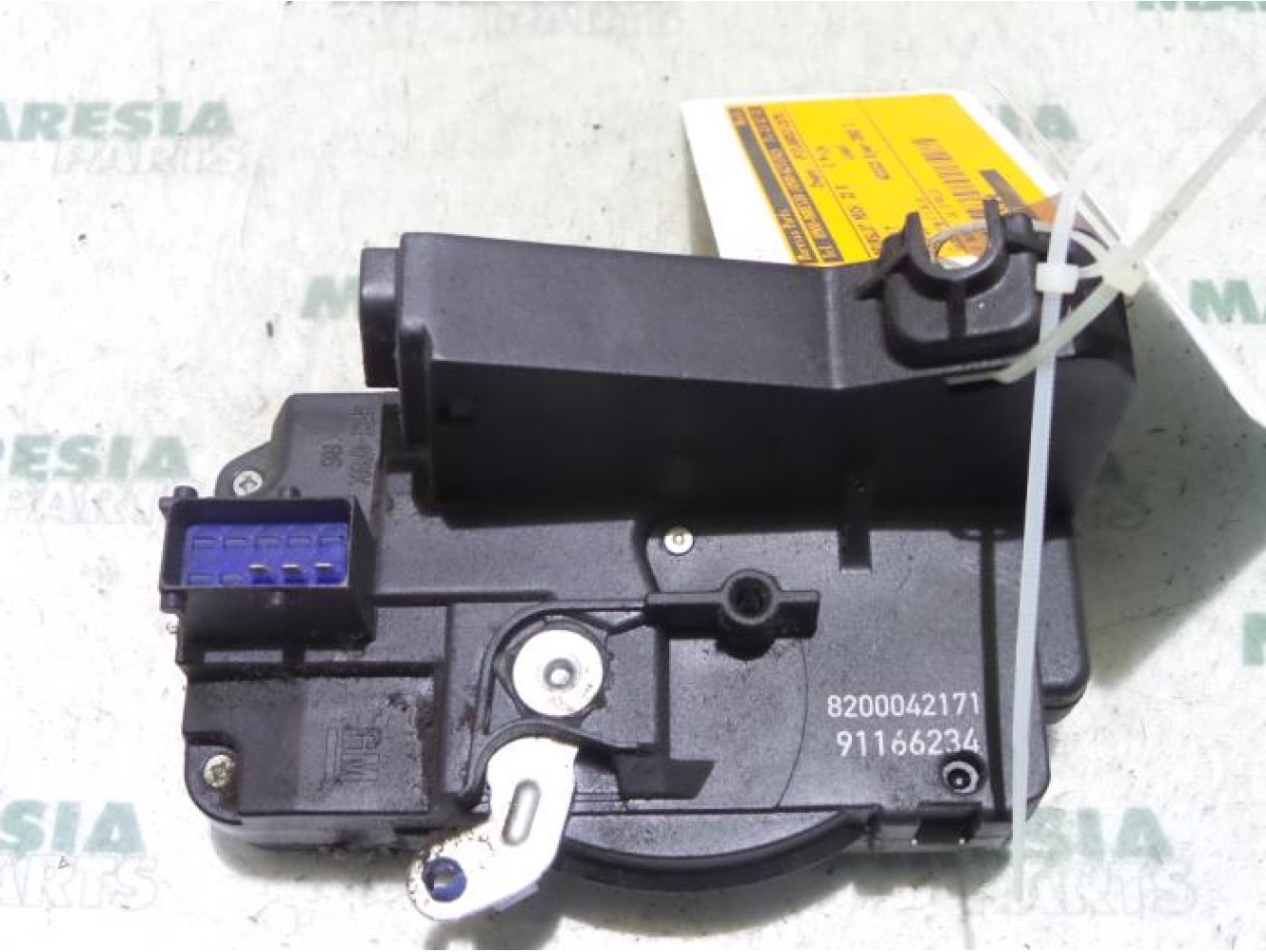 Renault - Trafic - Door lock mechanism 2-door, right