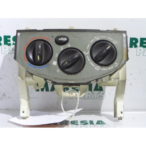 Renault - Trafic - Heater control panel
