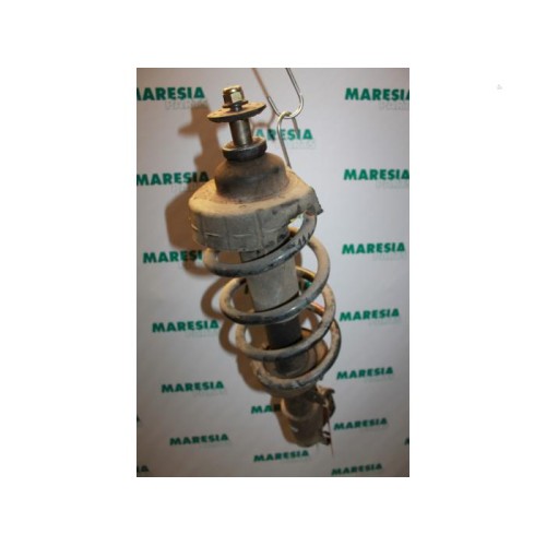 Renault - Trafic - Front shock absorber rod, right