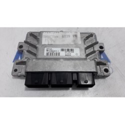 Renault - Trafic - Engine management computer