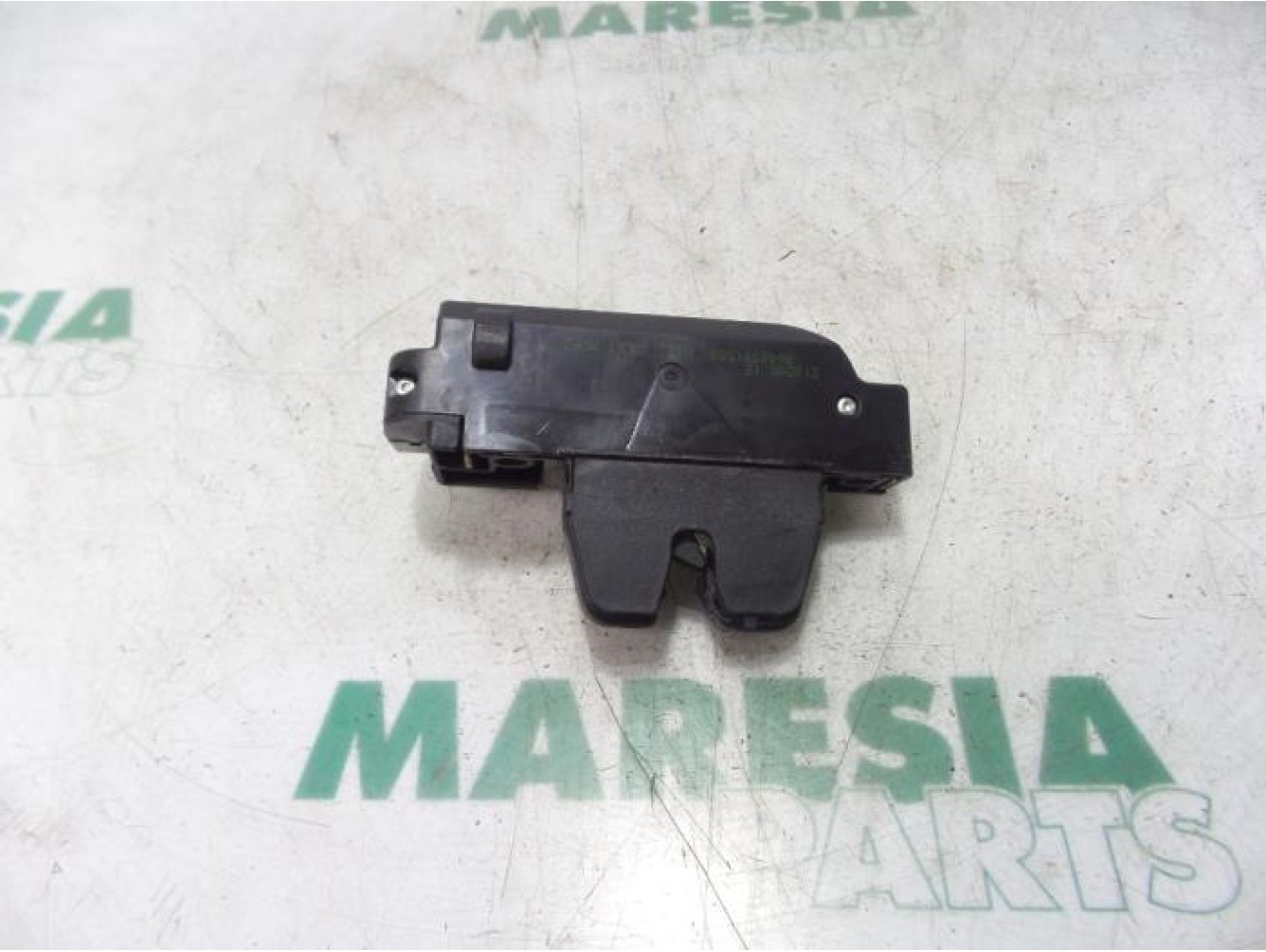 Citroen - C8 - Tailgate lock mechanism