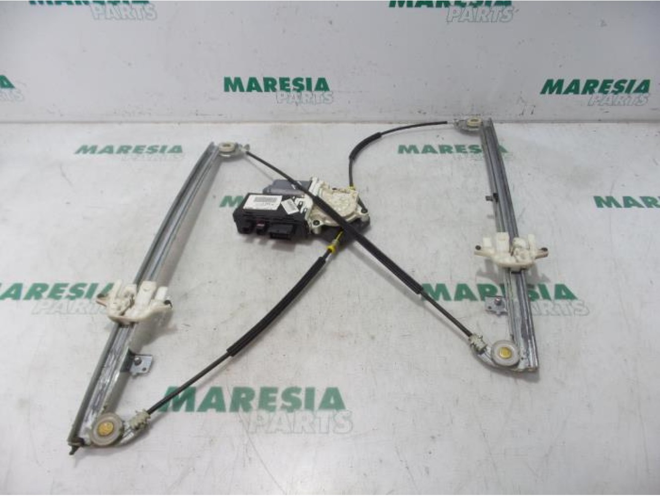 Citroen - C8 - Window mechanism 4-door, front left