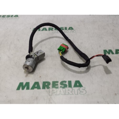 Citroen - C8 - Ignition lock + key