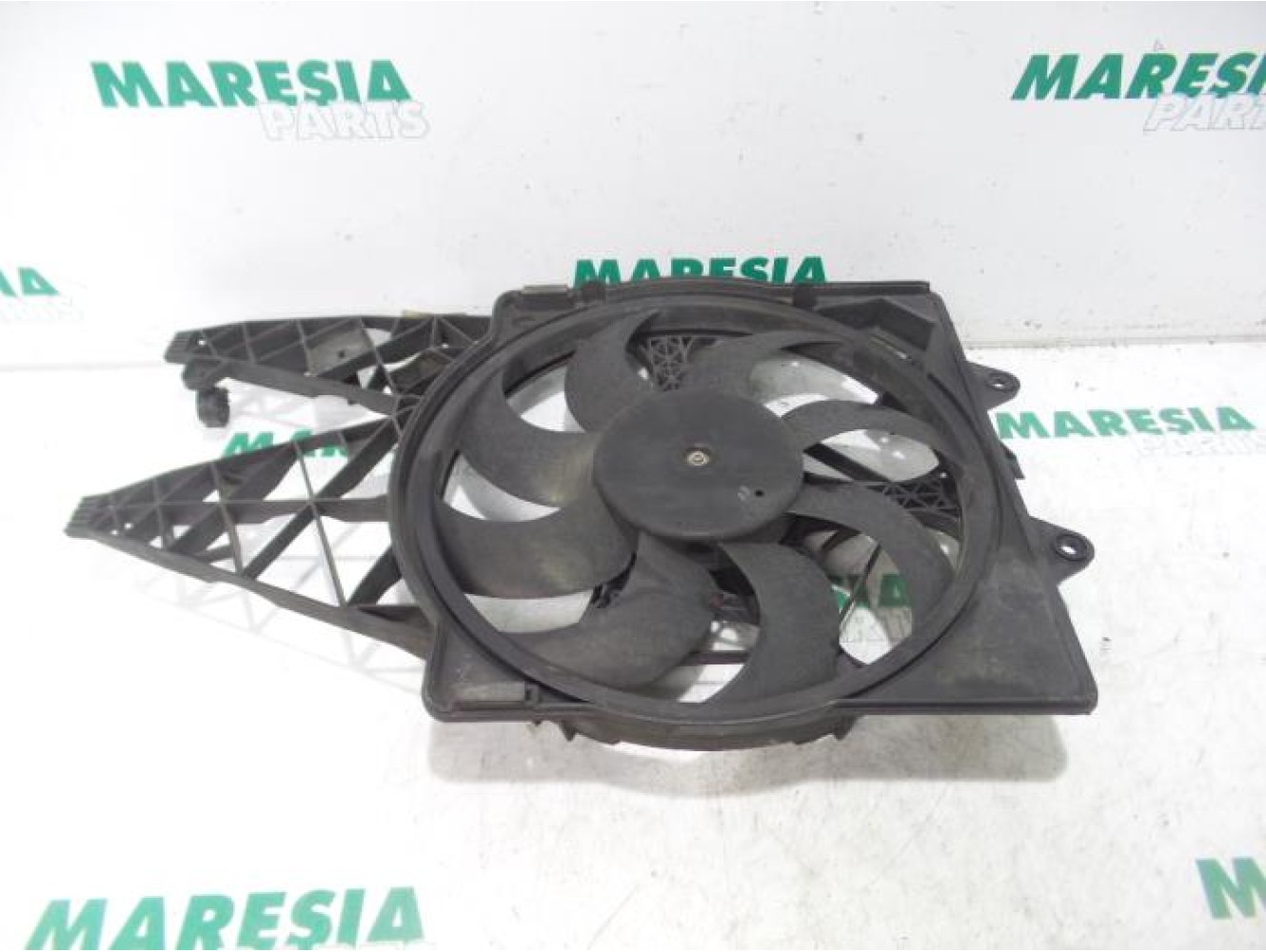 Alfa Romeo - Mito - Fan motor