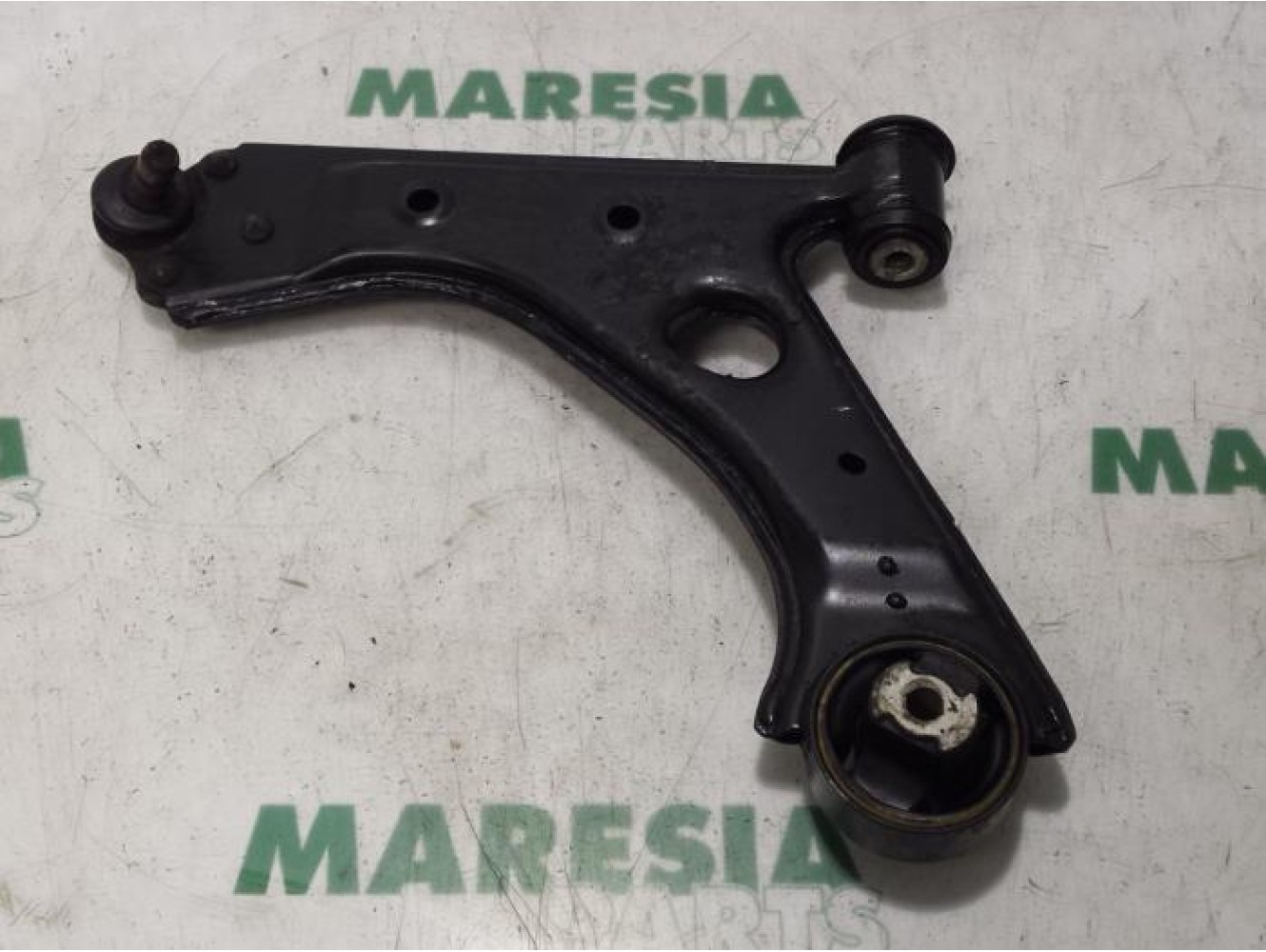 Alfa Romeo - Mito - Querlenker unten links vorne