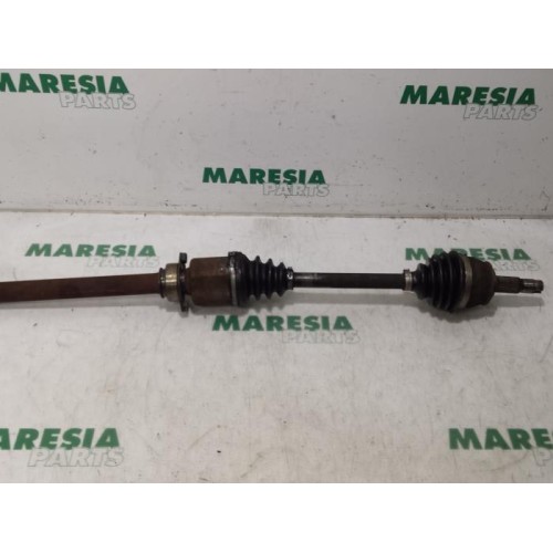 Alfa Romeo - Mito - Arbre de transmission avant droit