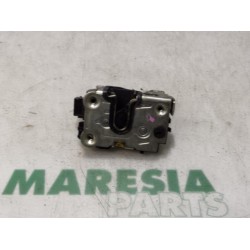 Dacia - Dokker - Door lock mechanism 2-door, right