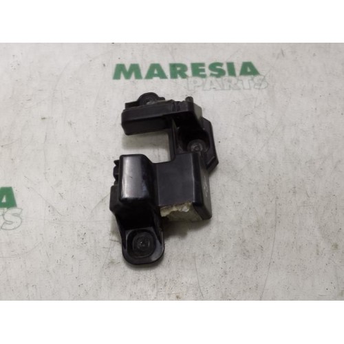 Dacia - Dokker - Rear bumper frame