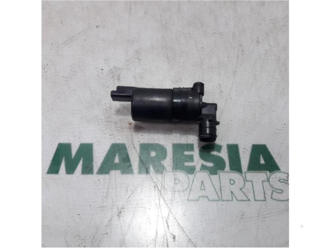 Dacia - Dokker - Windscreen washer pump