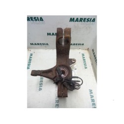 Renault - Megane - Fusee links-voor