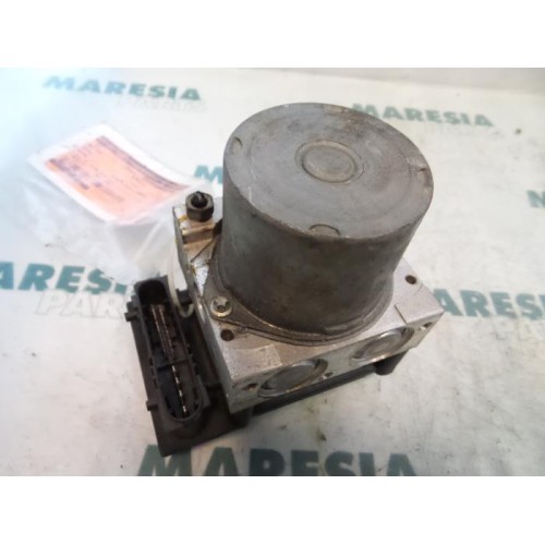 Renault - Megane - ABS pump