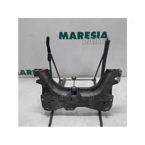 Renault - Clio - Subframe