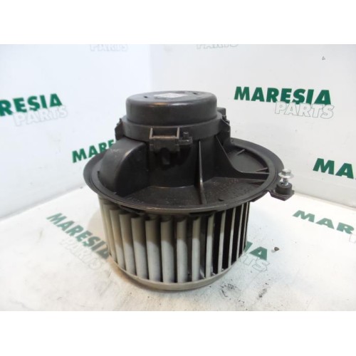 Alfa Romeo - 147 - Heating and ventilation fan motor