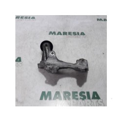 Renault - Clio - Support (miscellaneous)
