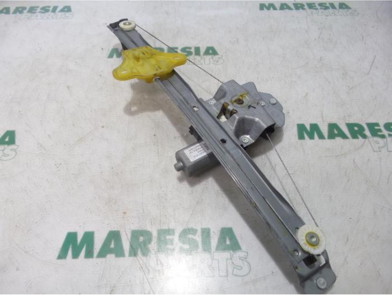 Renault - Clio - Window mechanism 4-door, front left